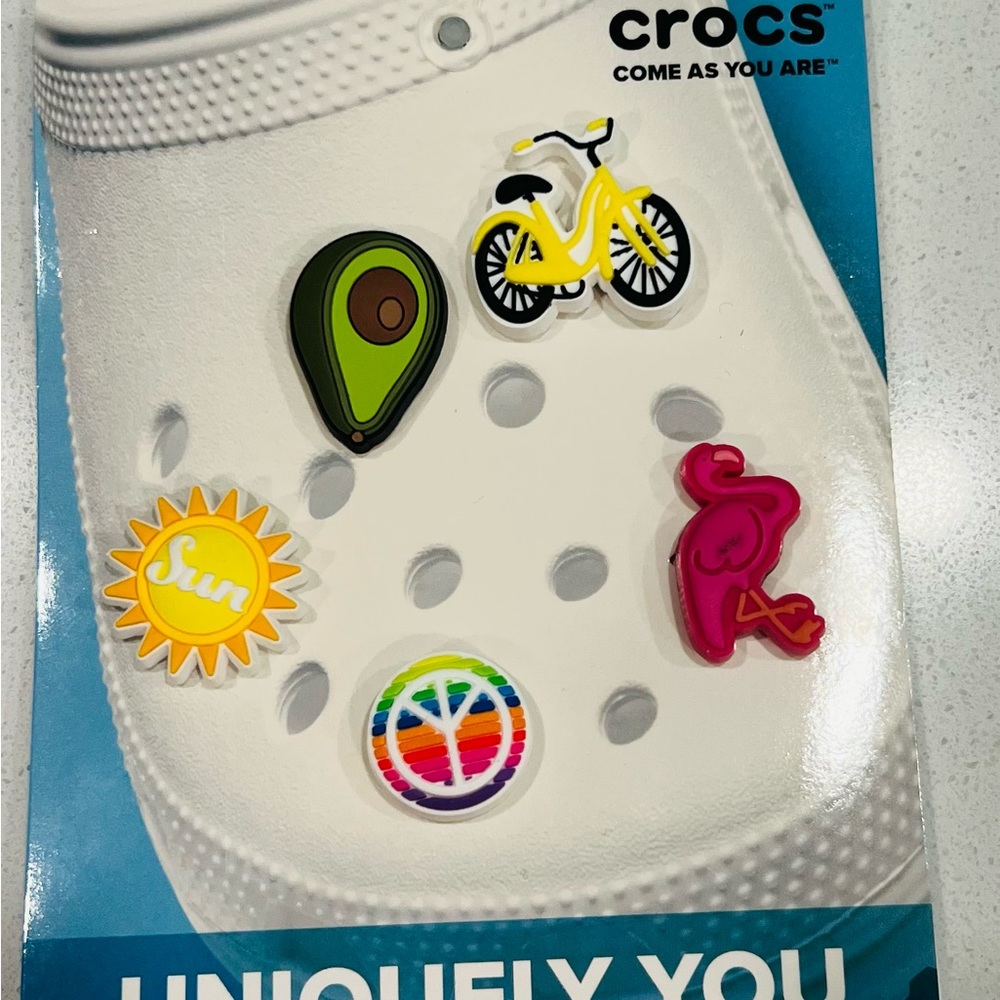 New croc jibbitz
